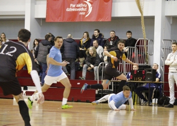 Tuvojas tradicionālais banku telpu futbola turnīrs
